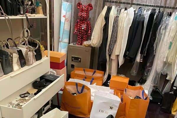 三原县回收一线品牌衣服